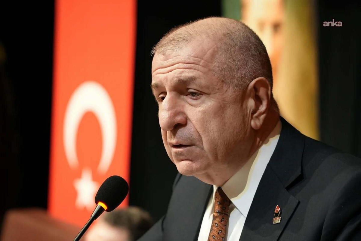 Ümit Özdağ, Manisa’daki otobüs-kamyon kazasında ölenler için taziye mesajı yayımladı